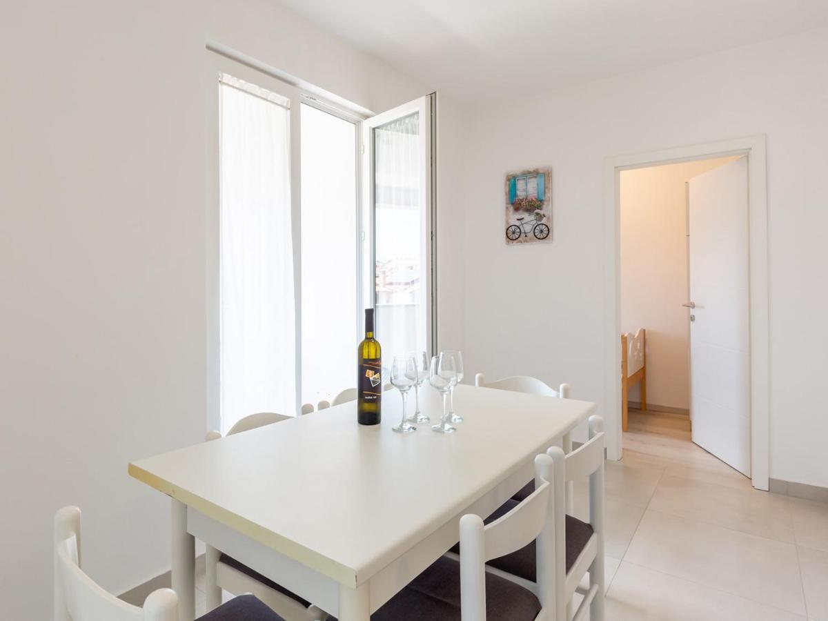Amoroso Apartment 200M From Sea Poreč Zewnętrze zdjęcie