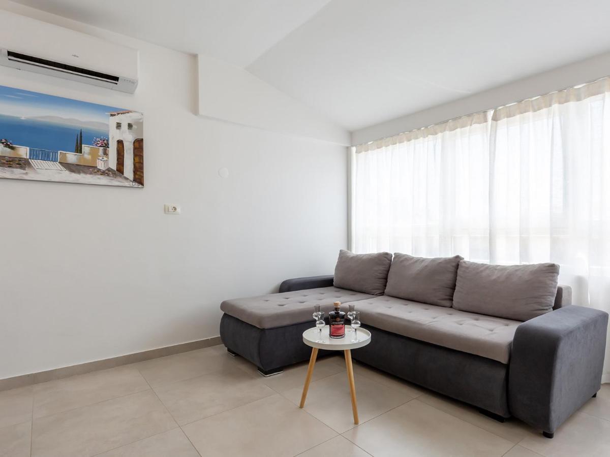 Amoroso Apartment 200M From Sea Poreč Zewnętrze zdjęcie